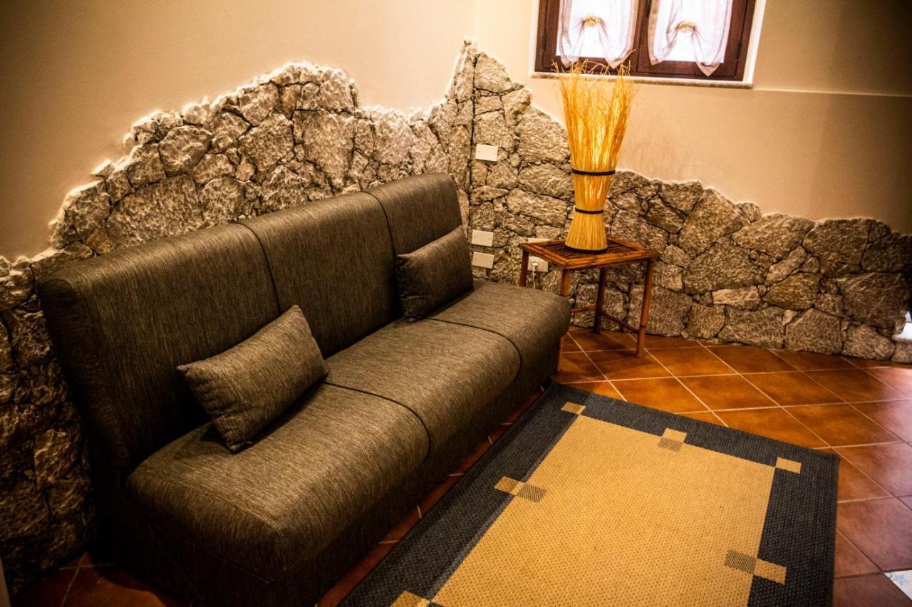 カステルモーラ Casa Francyヴィラ エクステリア 写真